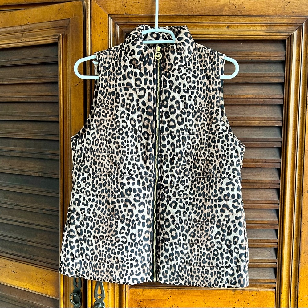 Women’s Michael Kors small leopard print puffy vest. Brand new!